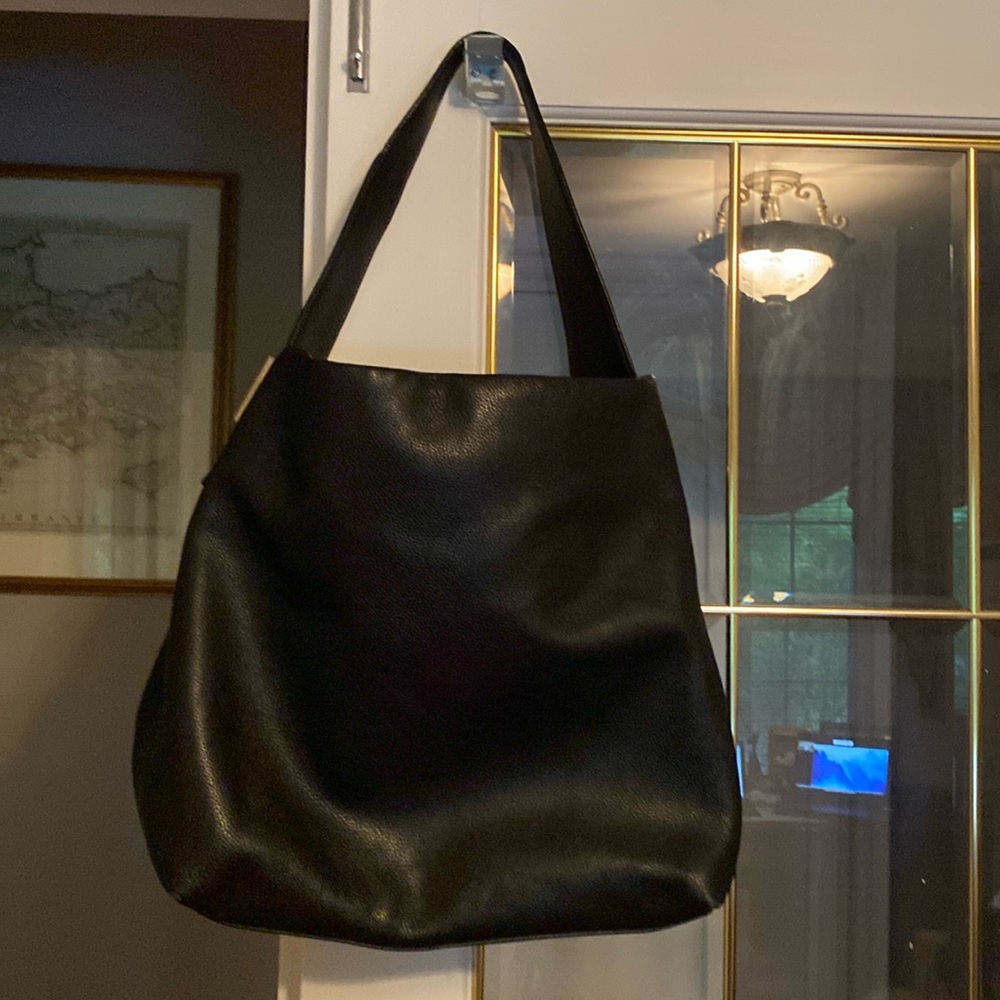 Kate Spade Hobo leather bag.